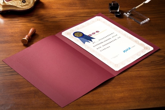 Chinese Red Certificate Paper Holder , Hot Stamping Padded Certificate Covers